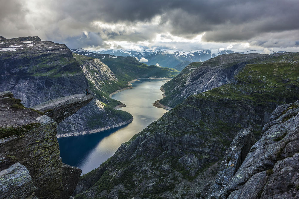 Trolltunga view