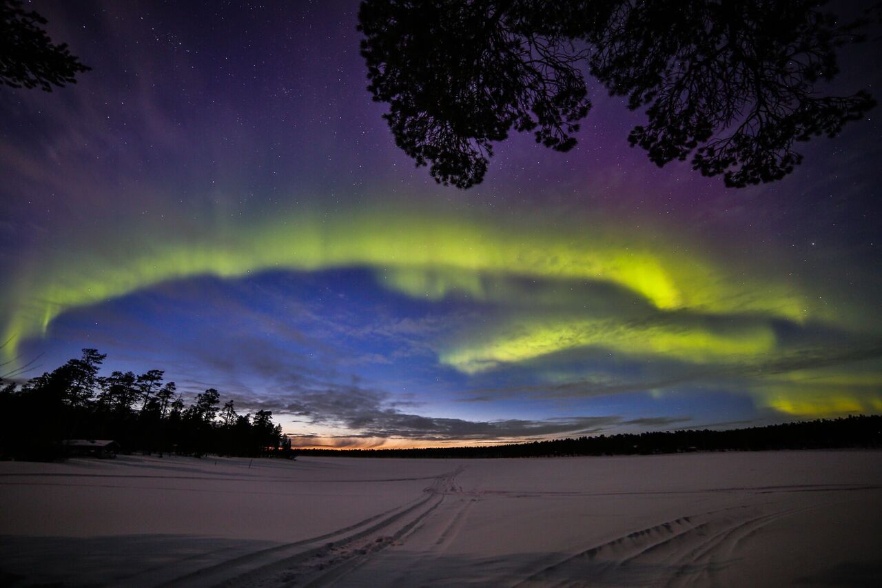 Northern lights holiday 2020