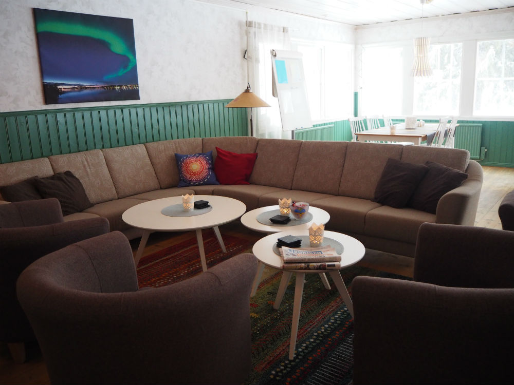 Pine Bay Lodge - interior