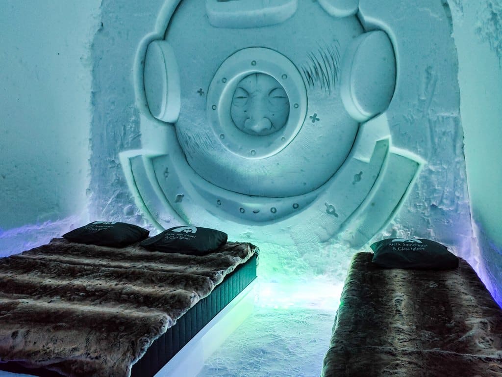 ice carving with beds below o