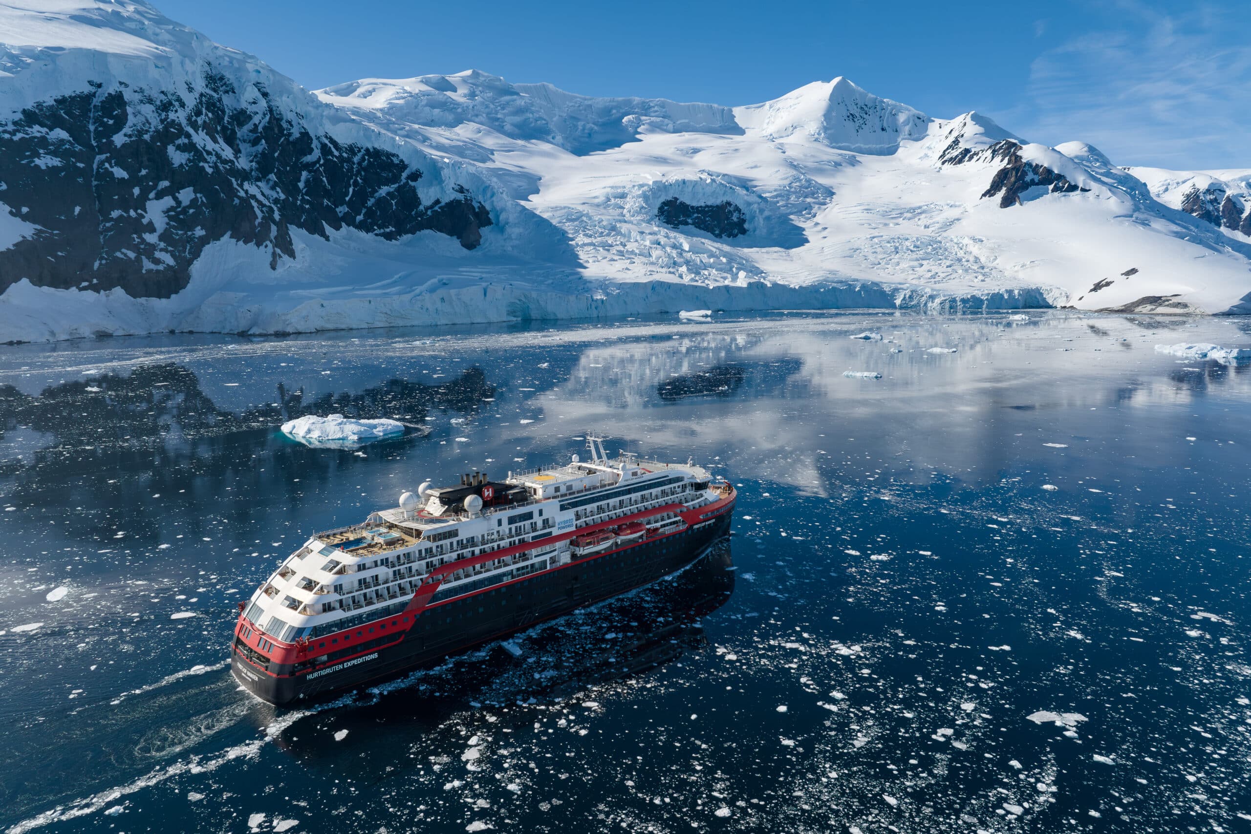 Expedition <br> Cruises