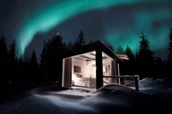 accommodation with northern lights above