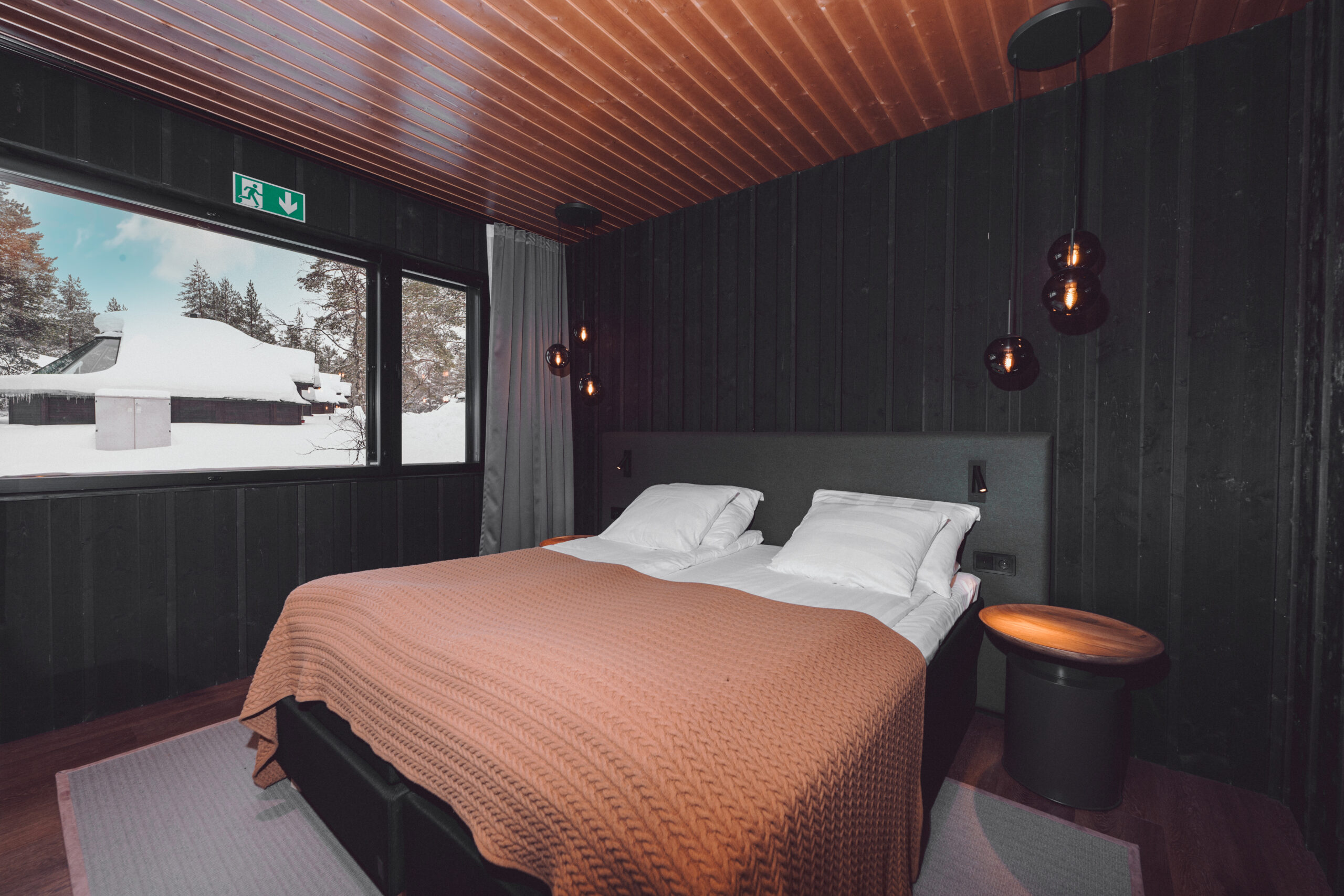 wilderness premium room at muotka with double bed