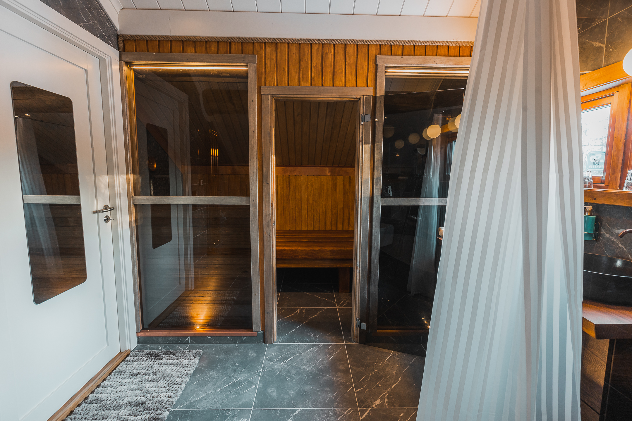 Timber bathroom sauna