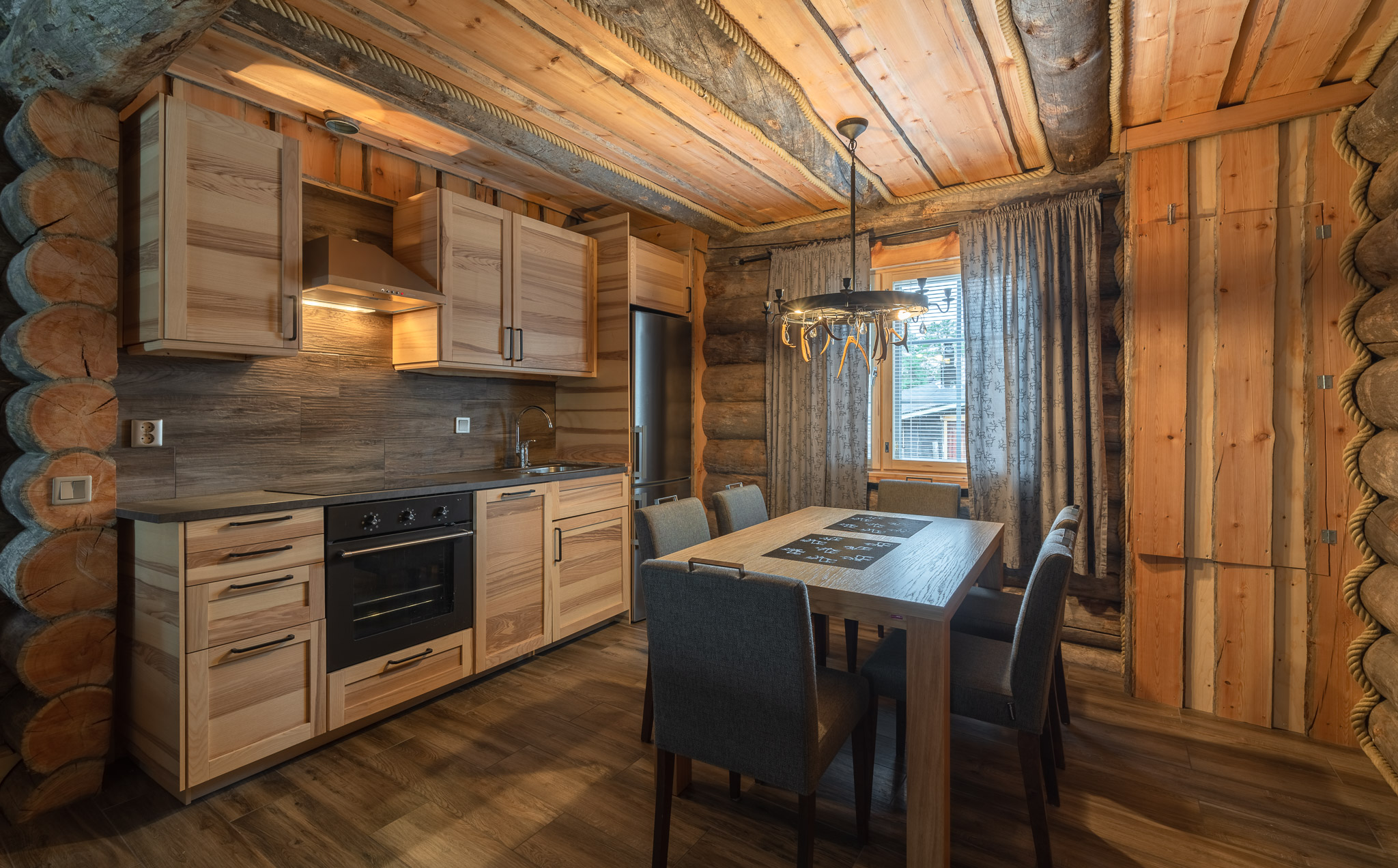 peska log cabin