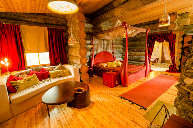 Queen suite panoramic view
