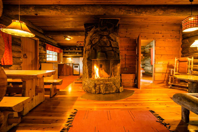 Kakslauttanen East Village large cabin living room