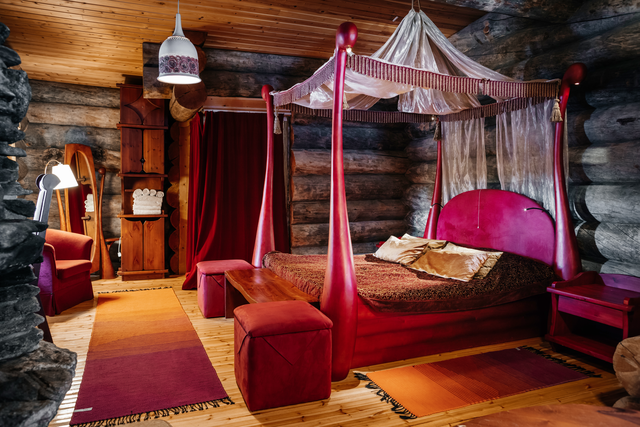 Queen suite