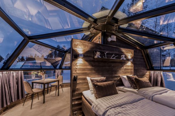twin igloo at arctic fox glass igloos