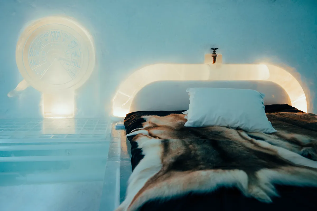 double room at the ice hotel