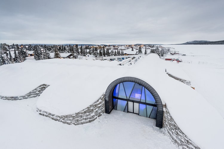 entrance to the icehotel