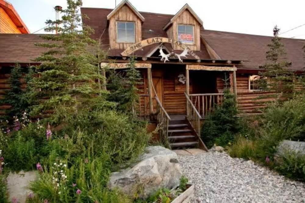 lazy bear lodge in canada