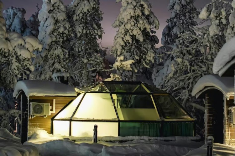 glass igloo