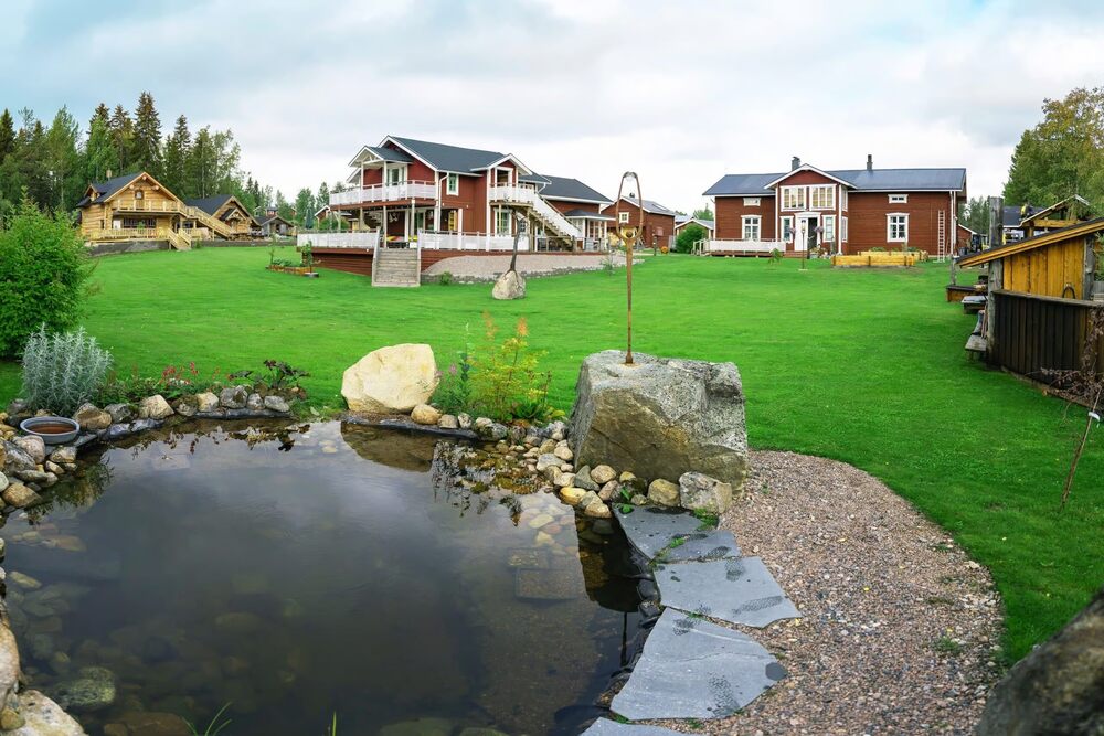 summer view of cabins